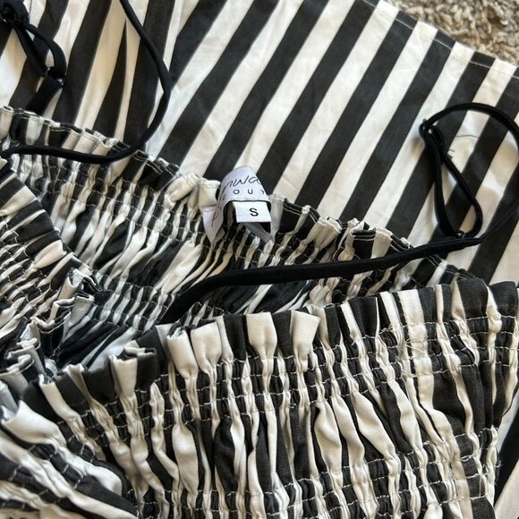 Striped Black and White Maxi Dress - Picture 9 of 10